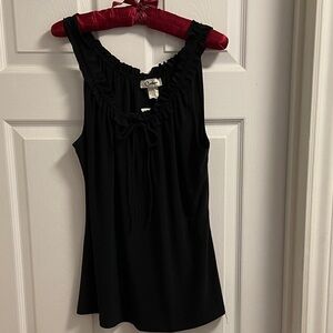 Black Sleeveless Ruffle-Neck Tank Top -